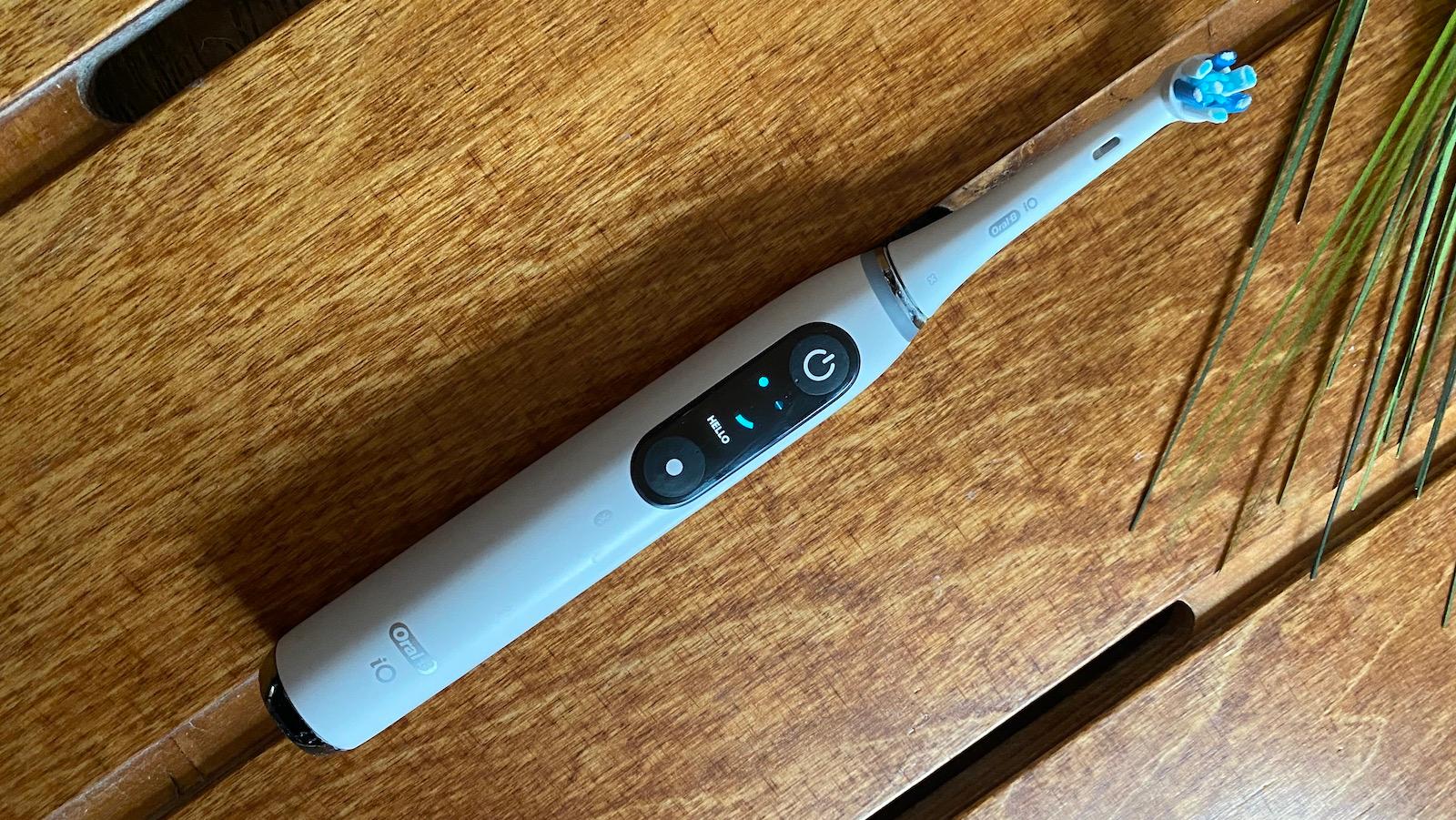 Полное руководство по Oral-B iO: сравнение характеристик и цен всех моделей iO картинка Электрическая зубная щетка Oral-B iO: сравнение | DGL.RU