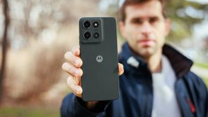 Обзор Moto G (2025): доступная цена, но достаточно ли этого?