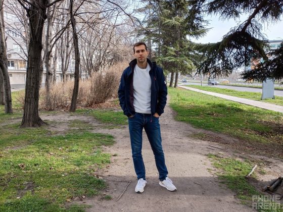 Обзор Moto G (2025): доступная цена, но достаточно ли этого? фото