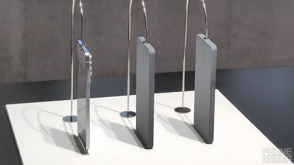 304134Samsung намекает на сроки выпуска Galaxy S25 Edge и фактическую толщину