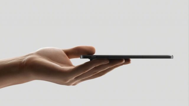 The-worlds-thinnest-foldable-phone-will-launch-in-February