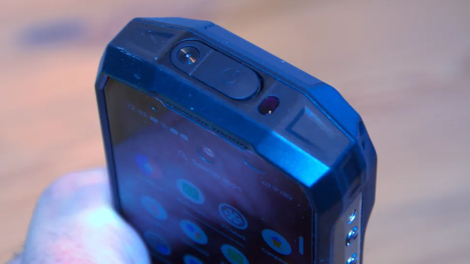 Обзор прочного телефона Ulefone Armor Mini 20 Pro картинка Ulefone Armor Mini 20 Pro-5