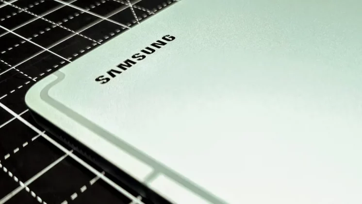 Samsung Galaxy Tab S9 FE Plus-4