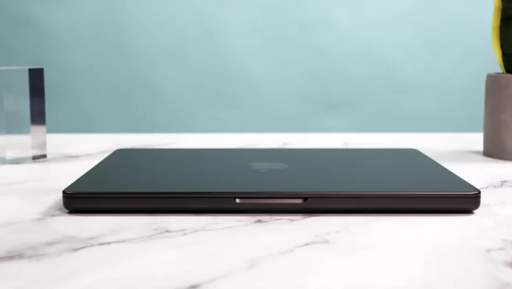 Apple MacBook Pro 14-дюймовый (M4)-4