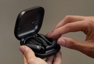 Лучшие премьеры недели: от первых планшетов «Яндекса» до морозоустойчивого смартфона Realme