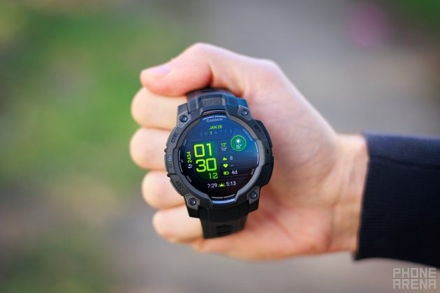 Обзор Garmin Instinct 3 (AMOLED): яркий экран и высокая автономность фото