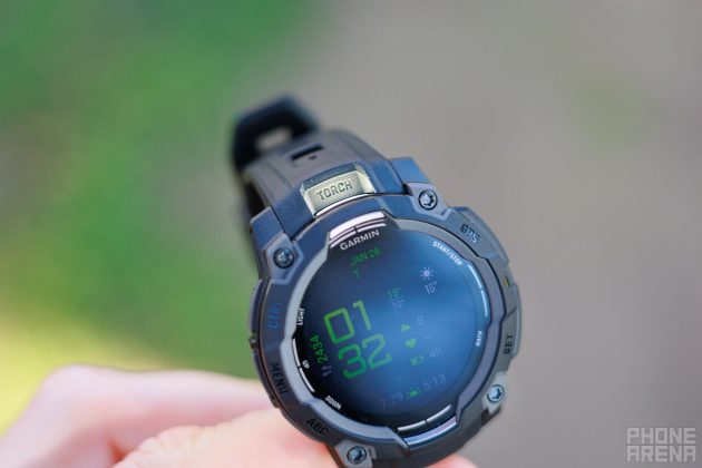 Обзор Garmin Instinct 3 (AMOLED): яркий экран и высокая автономность фото