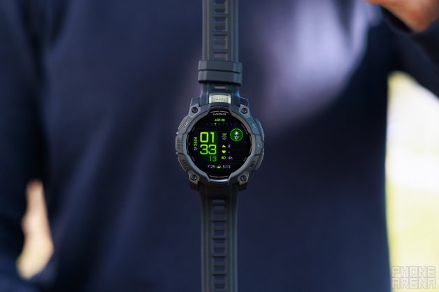 Обзор Garmin Instinct 3 (AMOLED): яркий экран и высокая автономность фото