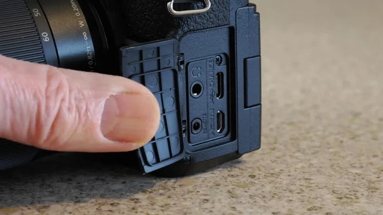 Обзор Panasonic Lumix G97: камера для любителей, цена для новичков фото