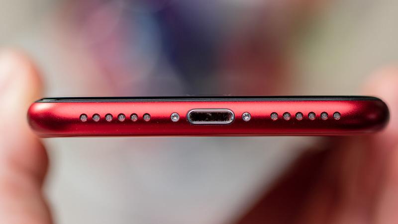 Слухи об iPhone 16E от Apple: просочившиеся фотографии и видео, а также возвращение выемки фото