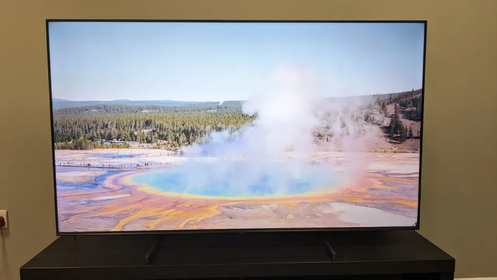 Лучшие 85-дюймовые телевизоры на 2025 год: огромные телевизоры 4K и 8K, которые стоит купить фото