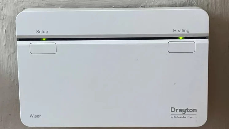 Лучший умный термостат в 2025 году: как сэкономить на отоплении фото