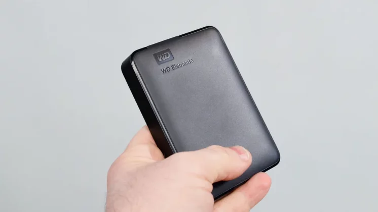 Лучшие внешние жесткие диски в 2025 году фото