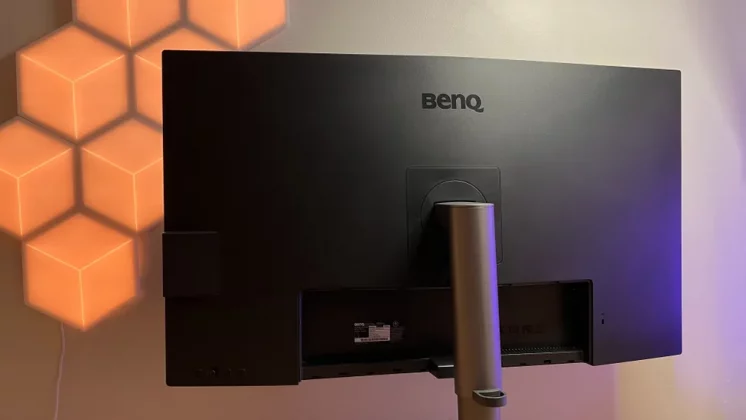BenQ PD3220U-2