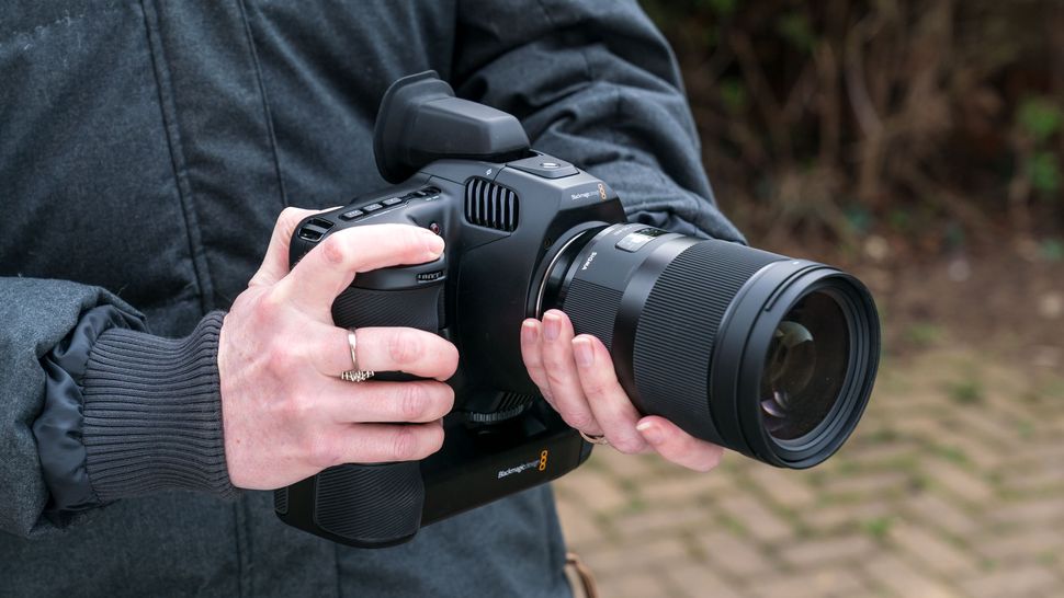 Blackmagic Pocket Cinema Camera 6K Pro-2