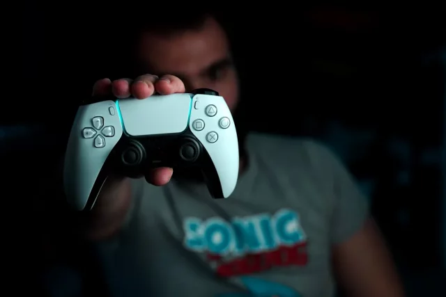 Лучшие контроллеры PS5 в 2025 году Лучшие контроллеры PS5 в 2025 году