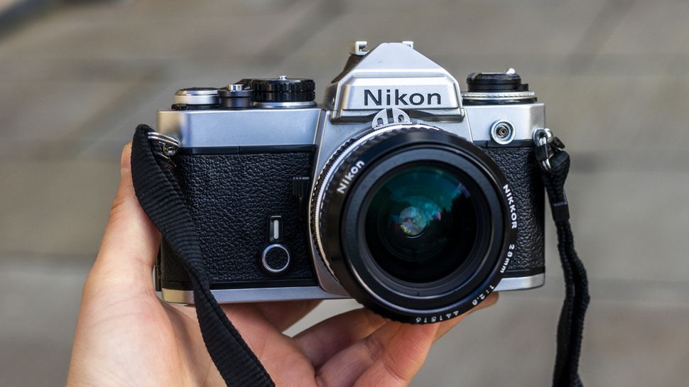 Nikon FE