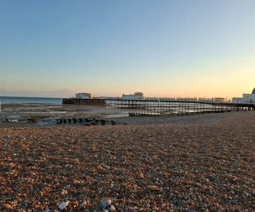 Обзор смартфона Samsung Galaxy A56: похудел и поумнел фото