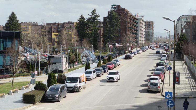 Oppo Reno13 против Reno13 Pro: стоит ли платить больше? фото