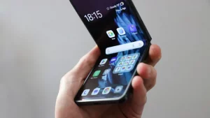 Лучшие раскладные телефоны