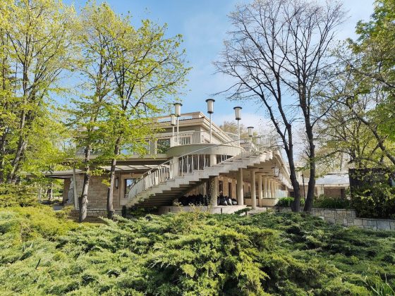 Pixel 9a vs Nothing Phone (3a) Pro-12