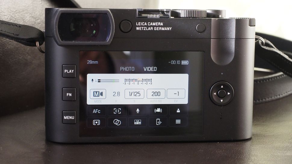 Leica Q2 Monochrom-7
