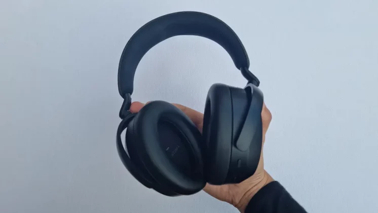 Sennheiser Momentum 4 Wireless-3