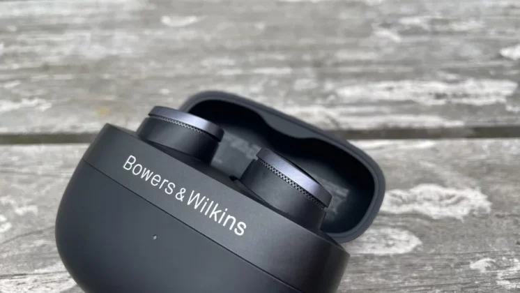 Bowers & Wilkins Pi8󠁩󠁩󠁩󠁩󠁩󠁩-7