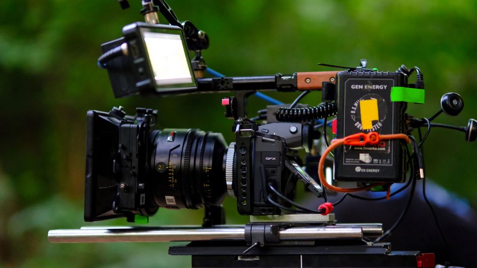 Fujifilm GFX 100S II против 100 II-4