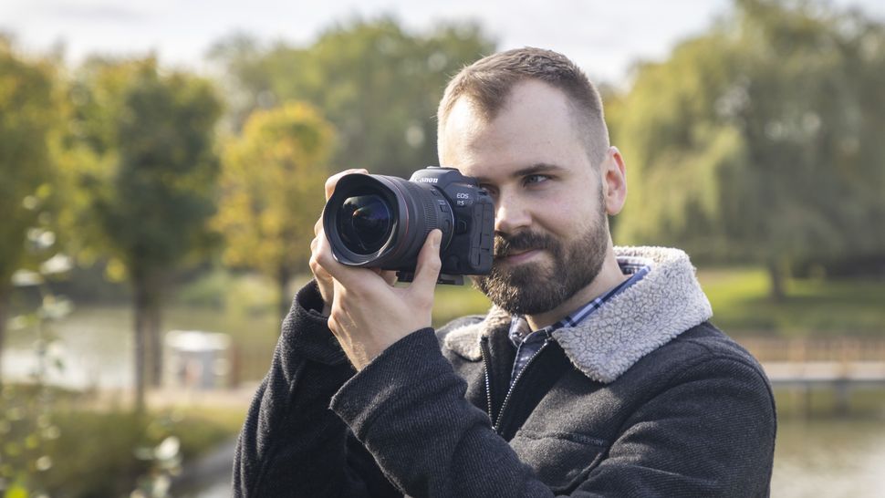 Canon RF 10-20 мм f/4 L IS STM