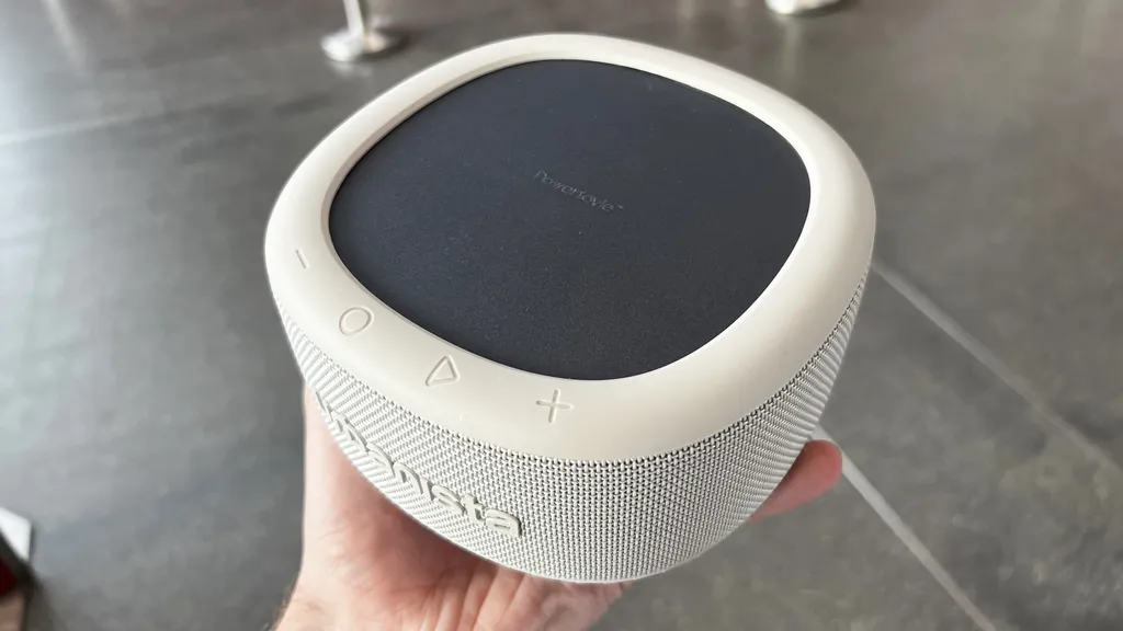 5 гаджетов на солнечных батареях