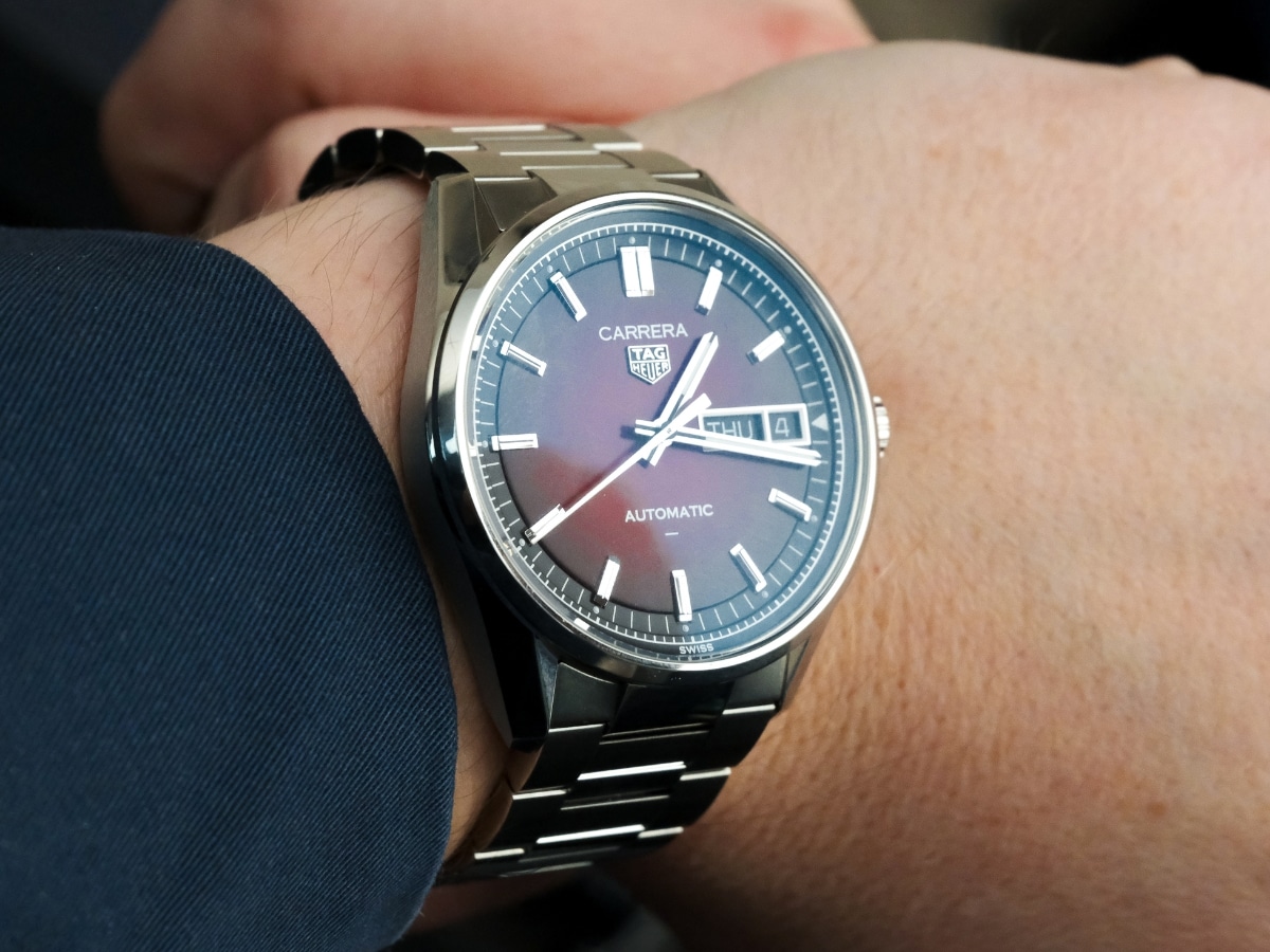 Carrera Day-Date – Black and Red Dial