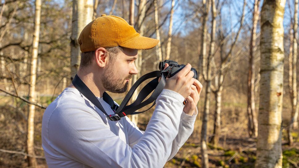 Стиль и удобство: ремешки для фотоаппаратов картинка Peak Design Slide Lite-2