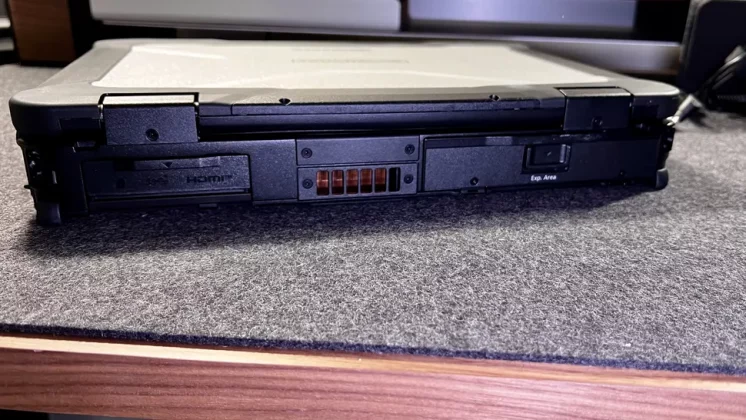 Panasonic Toughbook 40-7