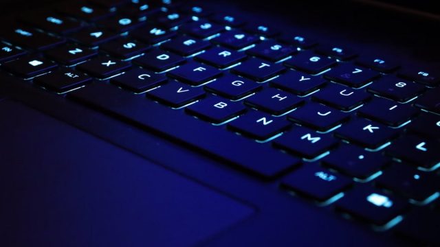 AMD Ryzen 8040HX – печально, но факт