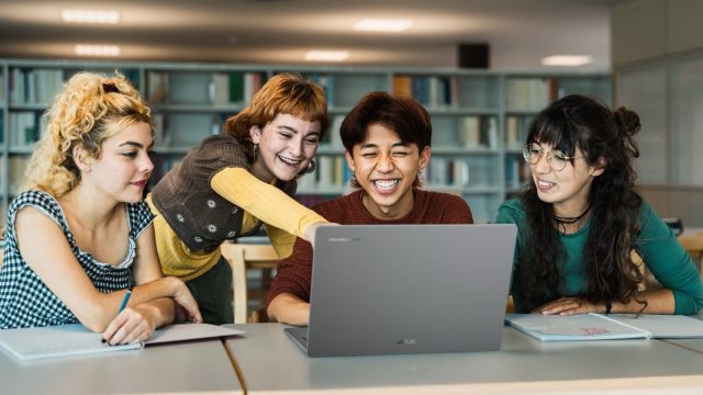 Chromebook CX14 Asus выпустила два новых бюджетных хромбука – Chromebook CX14 и CX15