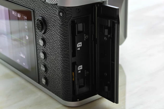 Обзор Fujifilm GFX100RF: единорог в мире компактных камер фото