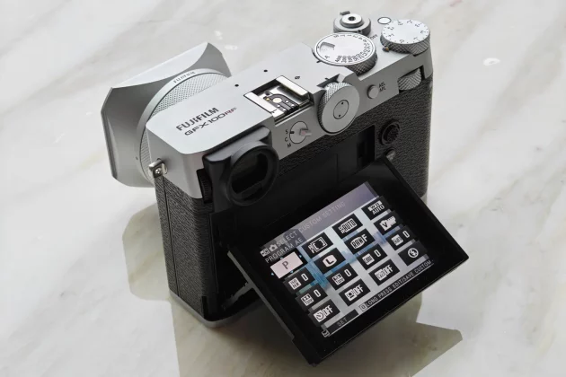 Обзор Fujifilm GFX100RF: единорог в мире компактных камер фото