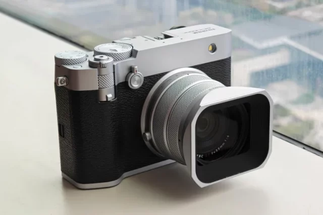 Fujifilm GFX100RF