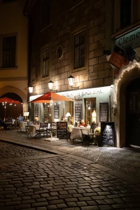 Fujifilm GFX 100RF против Fujifilm X100VI: стоит ли платить больше? фото