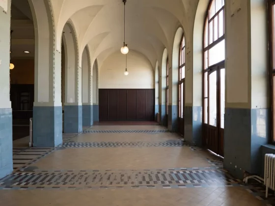 Fujifilm GFX 100RF против Fujifilm X100VI: стоит ли платить больше? фото