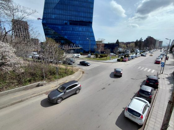 Galaxy A36 против Galaxy A56: стоит ли платить больше? фото