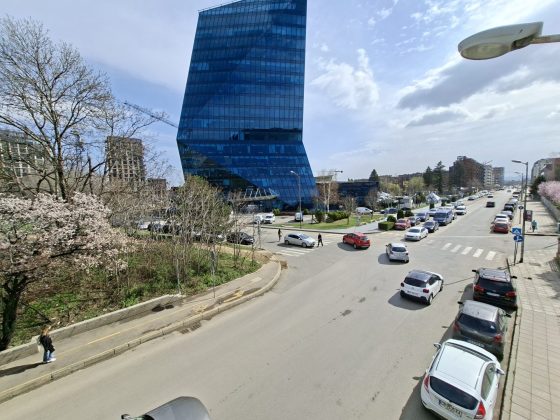 Galaxy A36 против Galaxy A56: стоит ли платить больше? фото