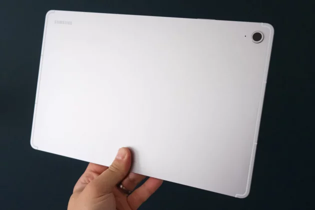 Обзор Galaxy Tab S10 FE+: планшет, который стоит купить фото