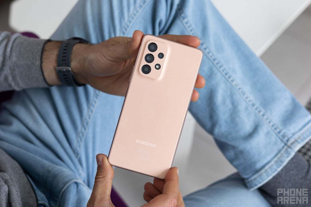 Саркастическое оскорбление высшей степени – Galaxy Z Fold 7 без One UI 7? картинка Galaxy Z Fold 7-3