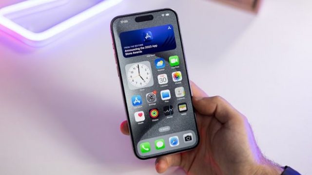 iOS 18.4 устанавливает случайные приложения на ваш iPhone