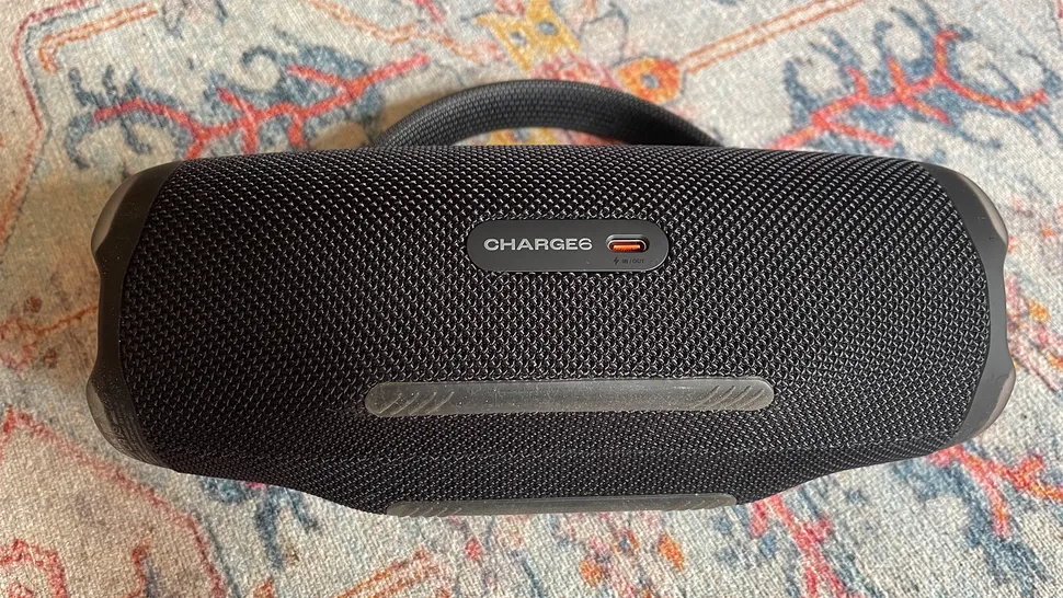 JBL Charge 6