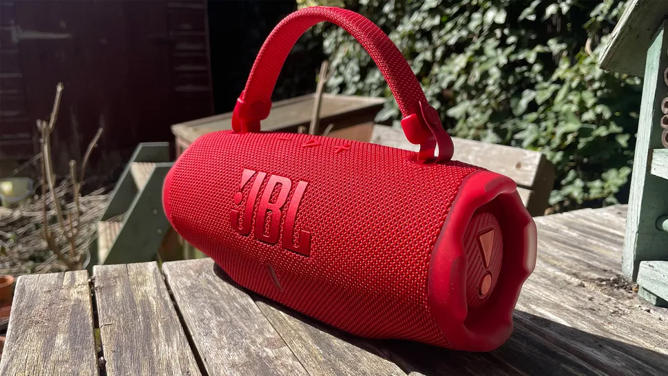JBL Charge 6
