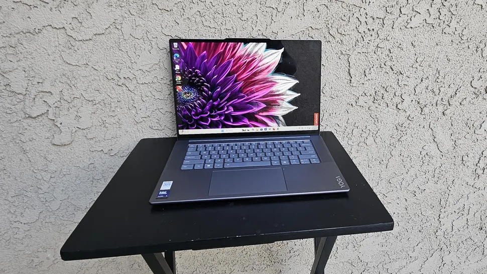 Lenovo Yoga Slim 7i Aura Edition