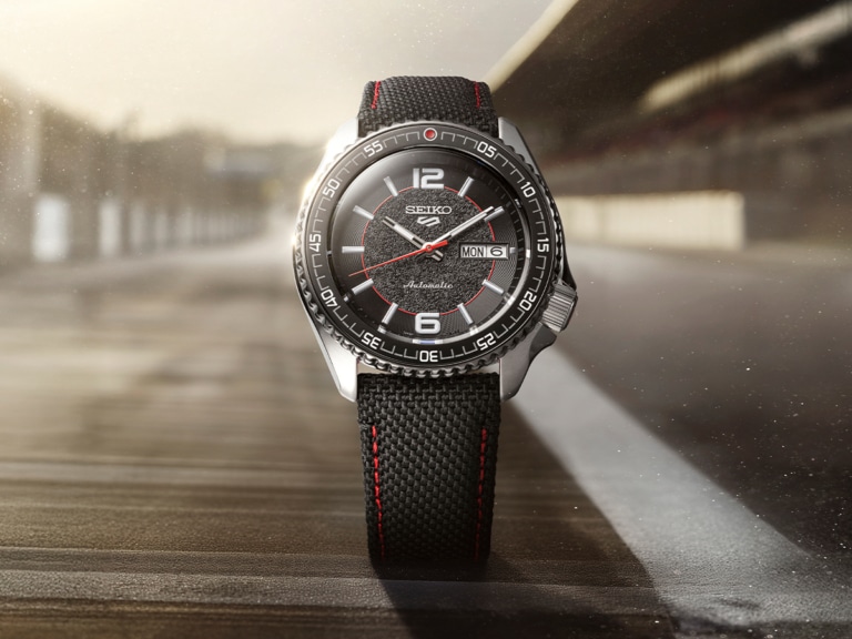 Лимитированные часы Seiko 5 Sports x Supercars за 70 тыс. руб. рвут рынки